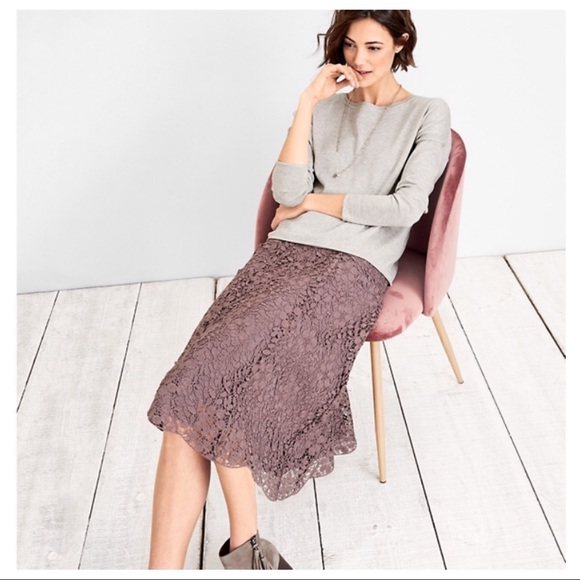 🥂SOLD🥂GARNET HILL Spiced Plum Lace Skirt - Picture 2 of 8